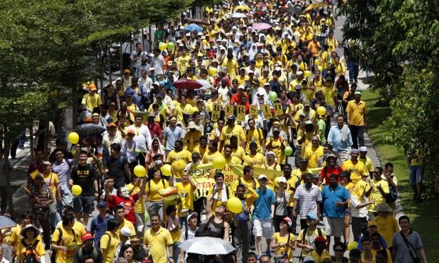 Clerics issue fatwa against street demonstrations